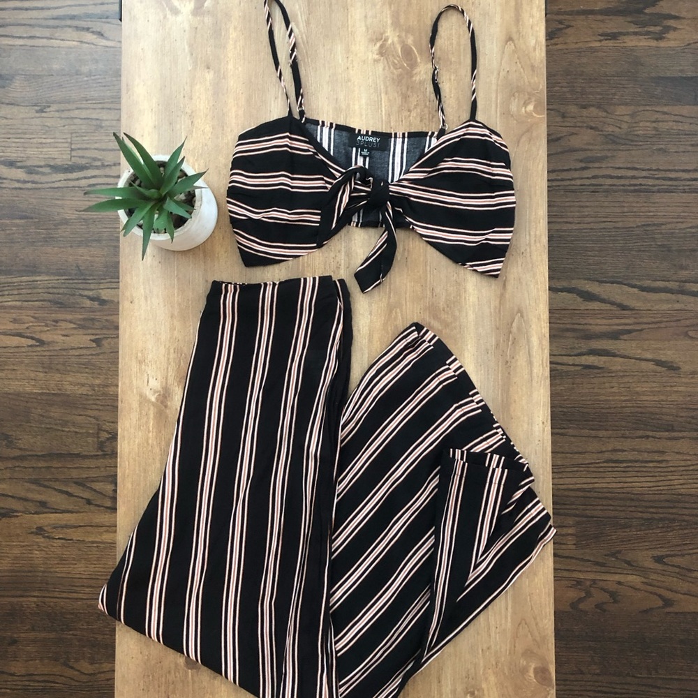 🎉HP🎉NWT 3-Piece Jumper Set | Audrey 3+1